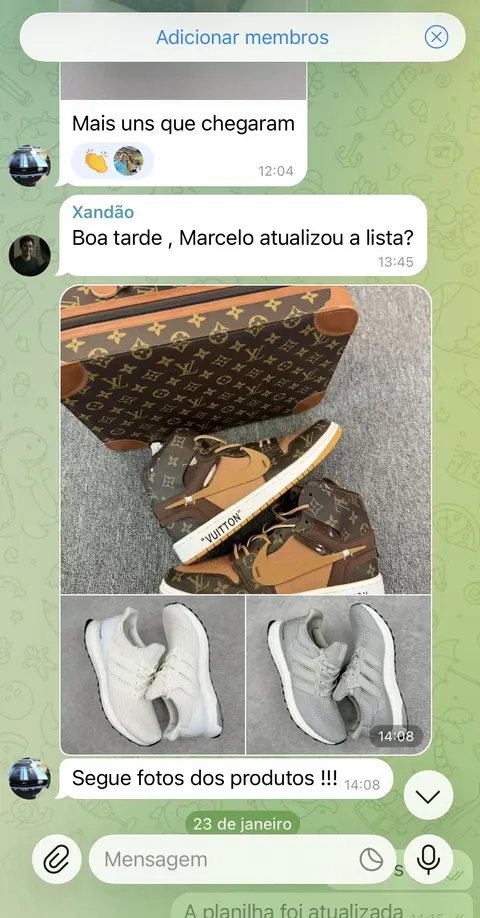 Aluno comentando no grupo sobre o pedido recebido